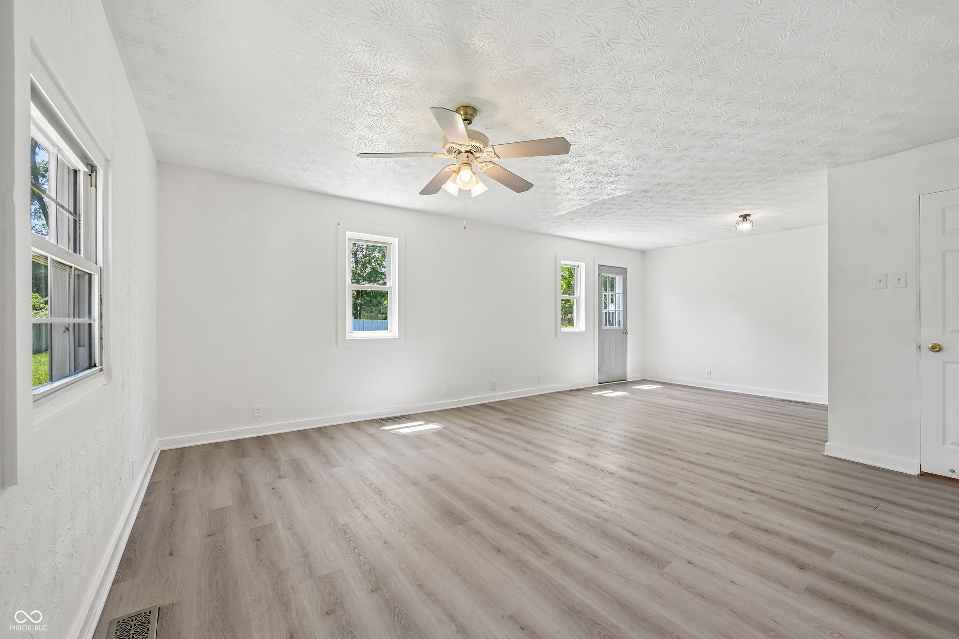 1511 E 20th Street, Muncie, IN 47302