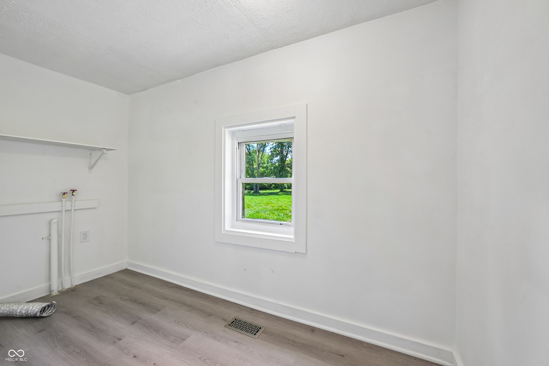 1511 E 20th Street, Muncie, IN 47302