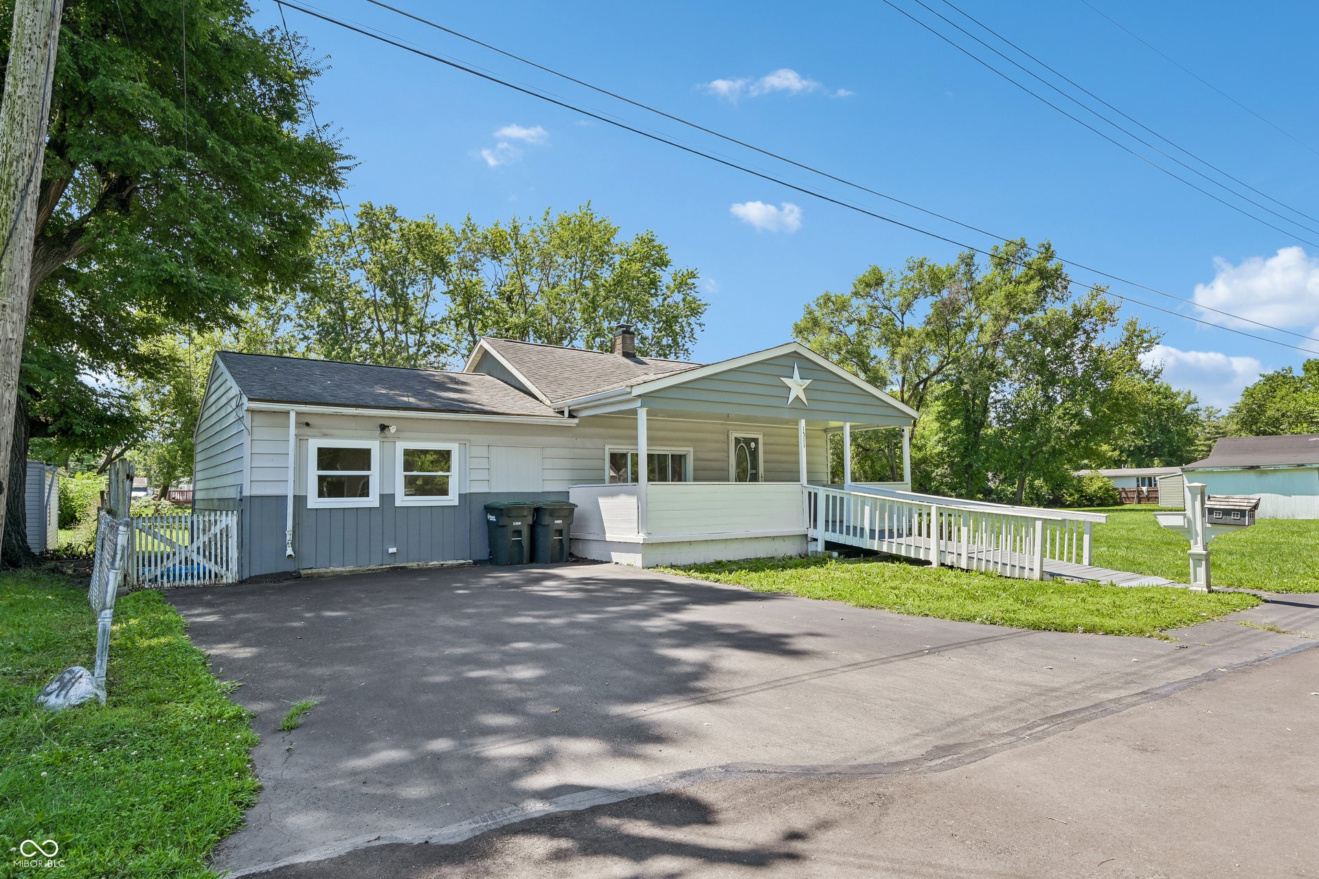 1511 E 20th Street, Muncie, IN 47302
