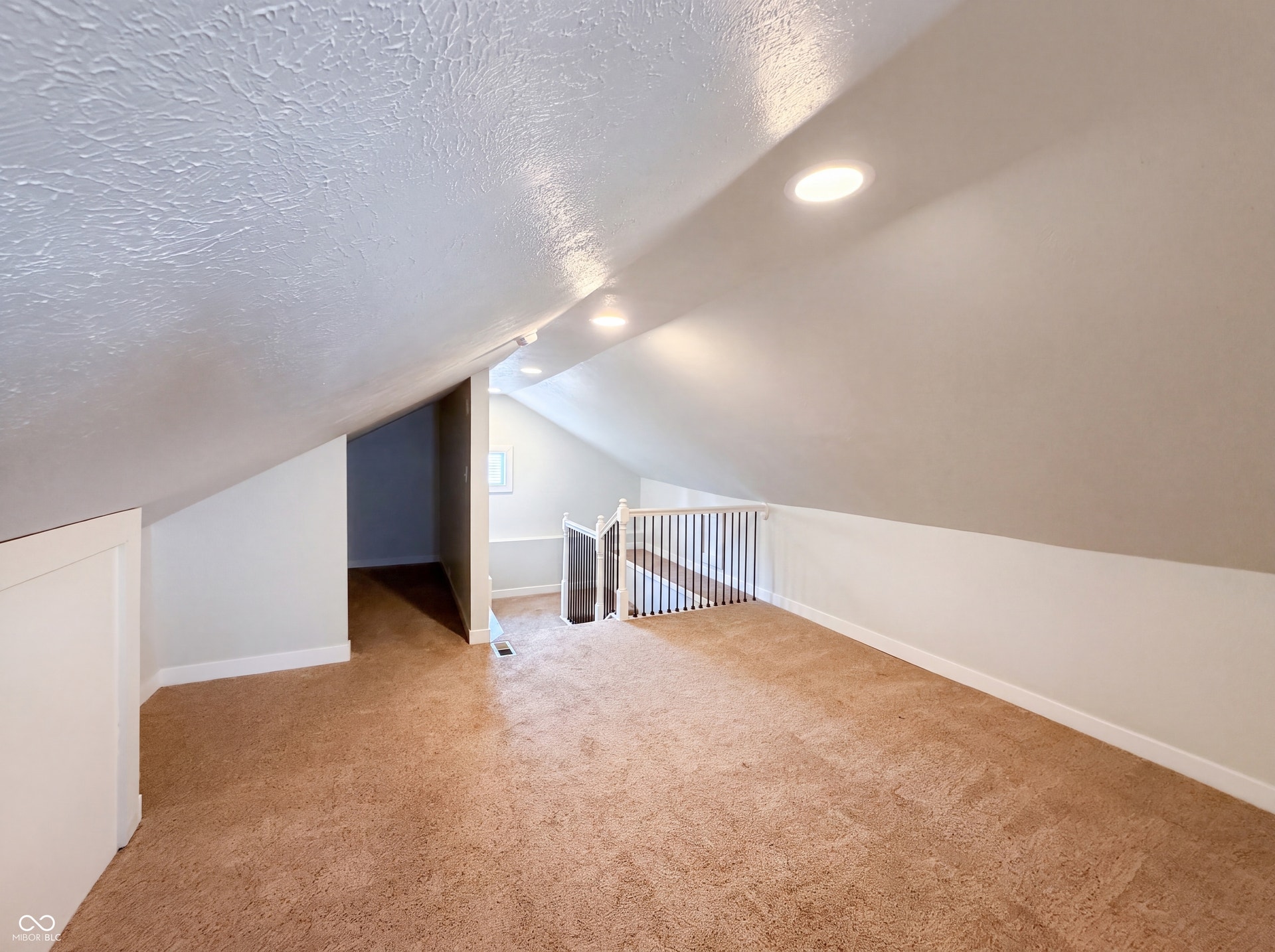 130 S 10th Avenue, Beech Grove, IN 46107 130 S 10th Avenue, Beech Grove, IN 46107