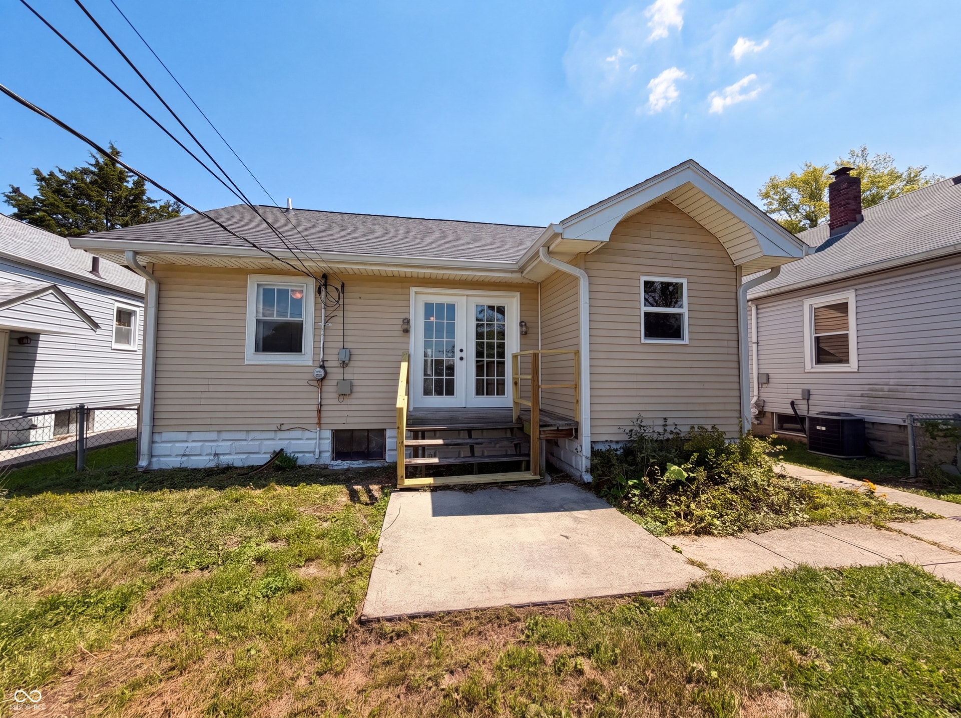 130 S 10th Avenue, Beech Grove, IN 46107 130 S 10th Avenue, Beech Grove, IN 46107