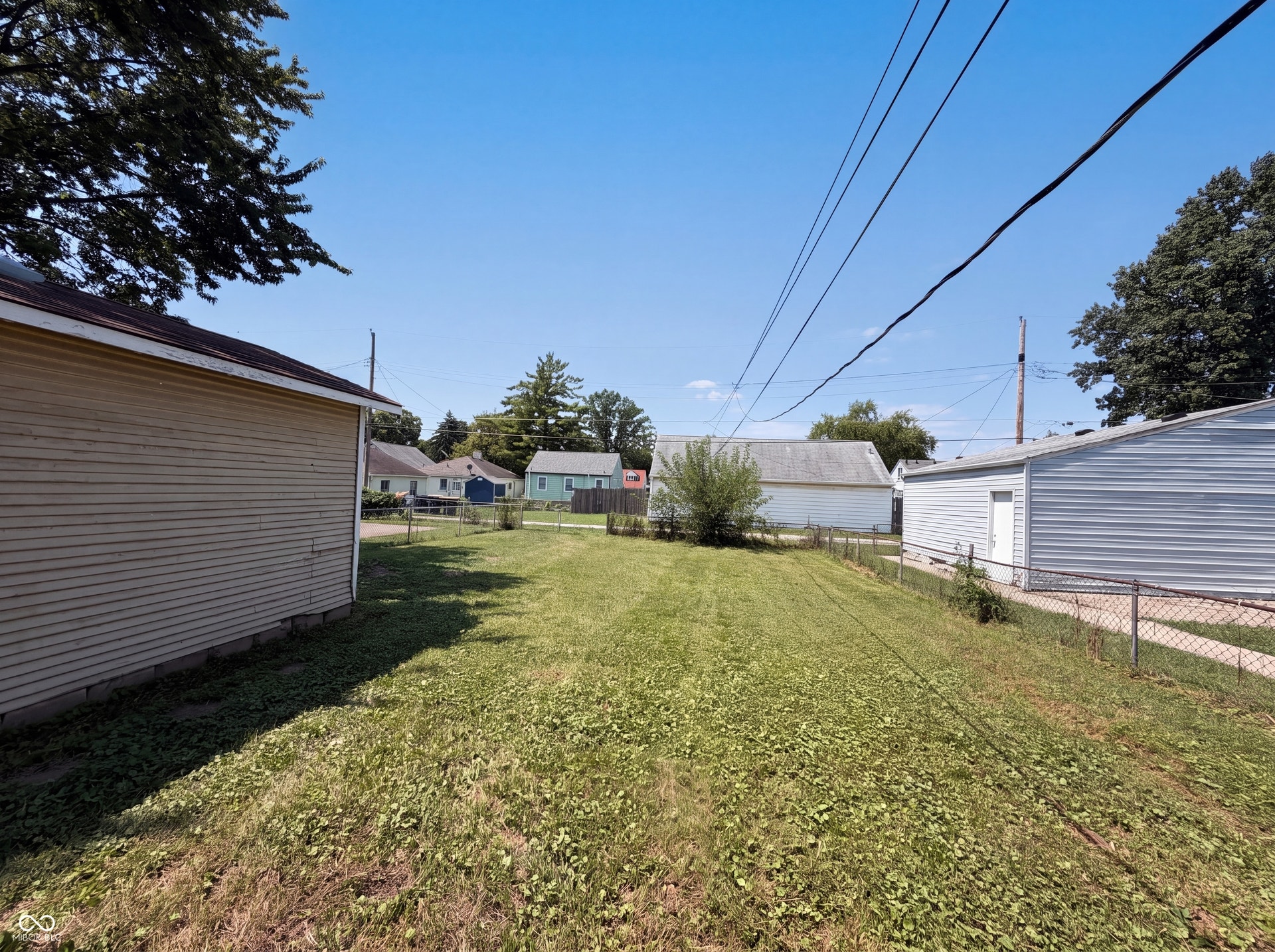 130 S 10th Avenue, Beech Grove, IN 46107 130 S 10th Avenue, Beech Grove, IN 46107