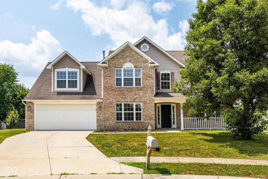 Property photo for 1088 Dusty Court, Greenwood, IN