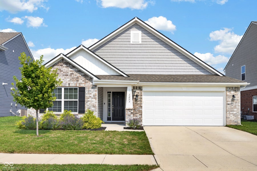 Property photo for 1453 Willow Tree Lane, Sheridan, IN