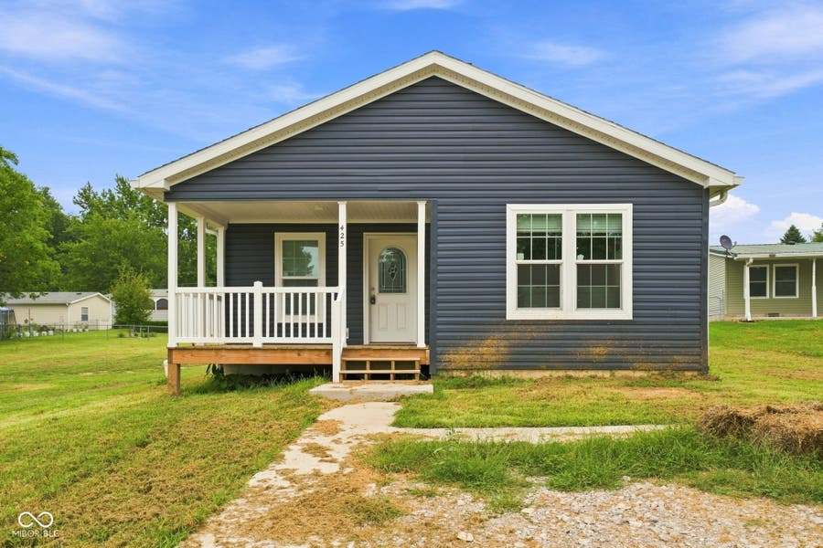 Property photo for 425 Dream Way, Cloverdale, IN
