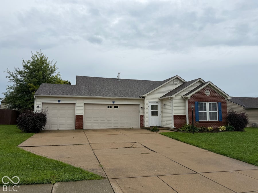 Property photo for 613 Brookline Drive, Danville, IN
