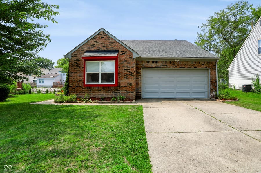 Property photo for 7854 Park North Circle, Indianapolis, IN
