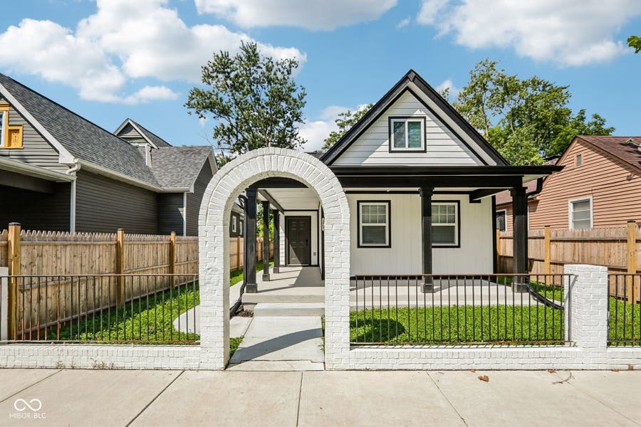 Property photo for 222 N Tacoma Avenue, Indianapolis, IN