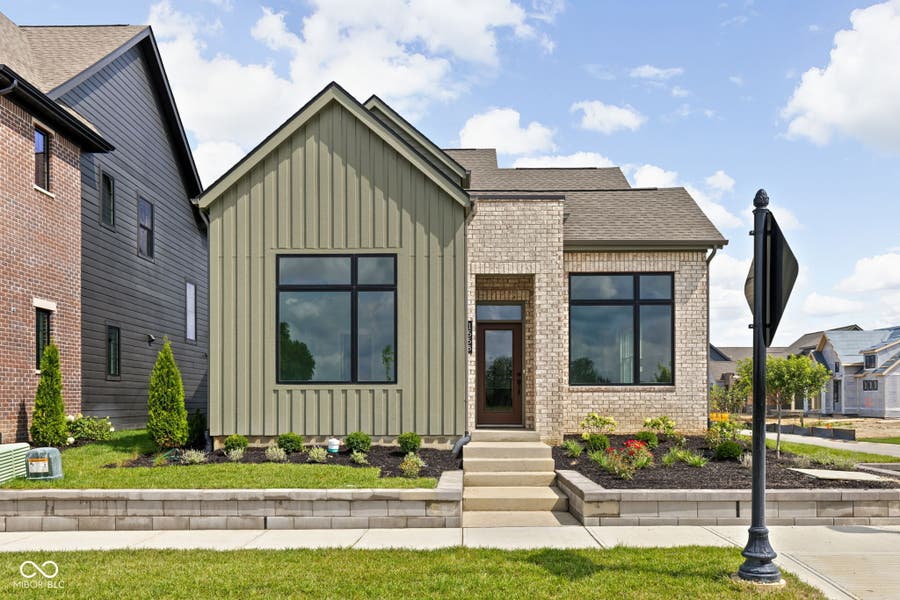 Property photo for 1558 Rochester Drive, Westfield, IN