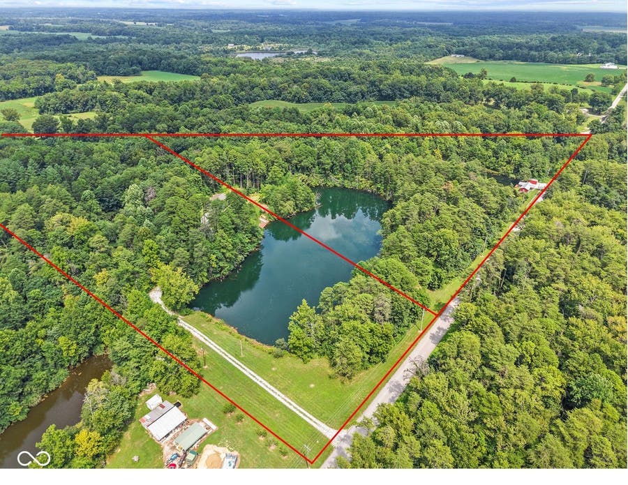 Property photo for 6100 E County Line 550 Road E, Shelburn, IN