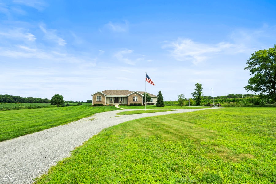 Property photo for 5300 W State Road 32, Lebanon, IN