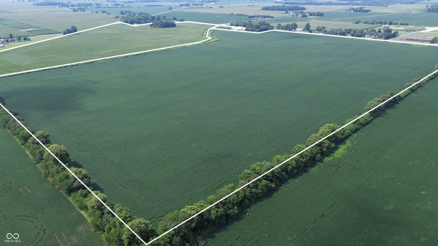 Property photo for 2725 S County Road 450 W, Frankfort, IN