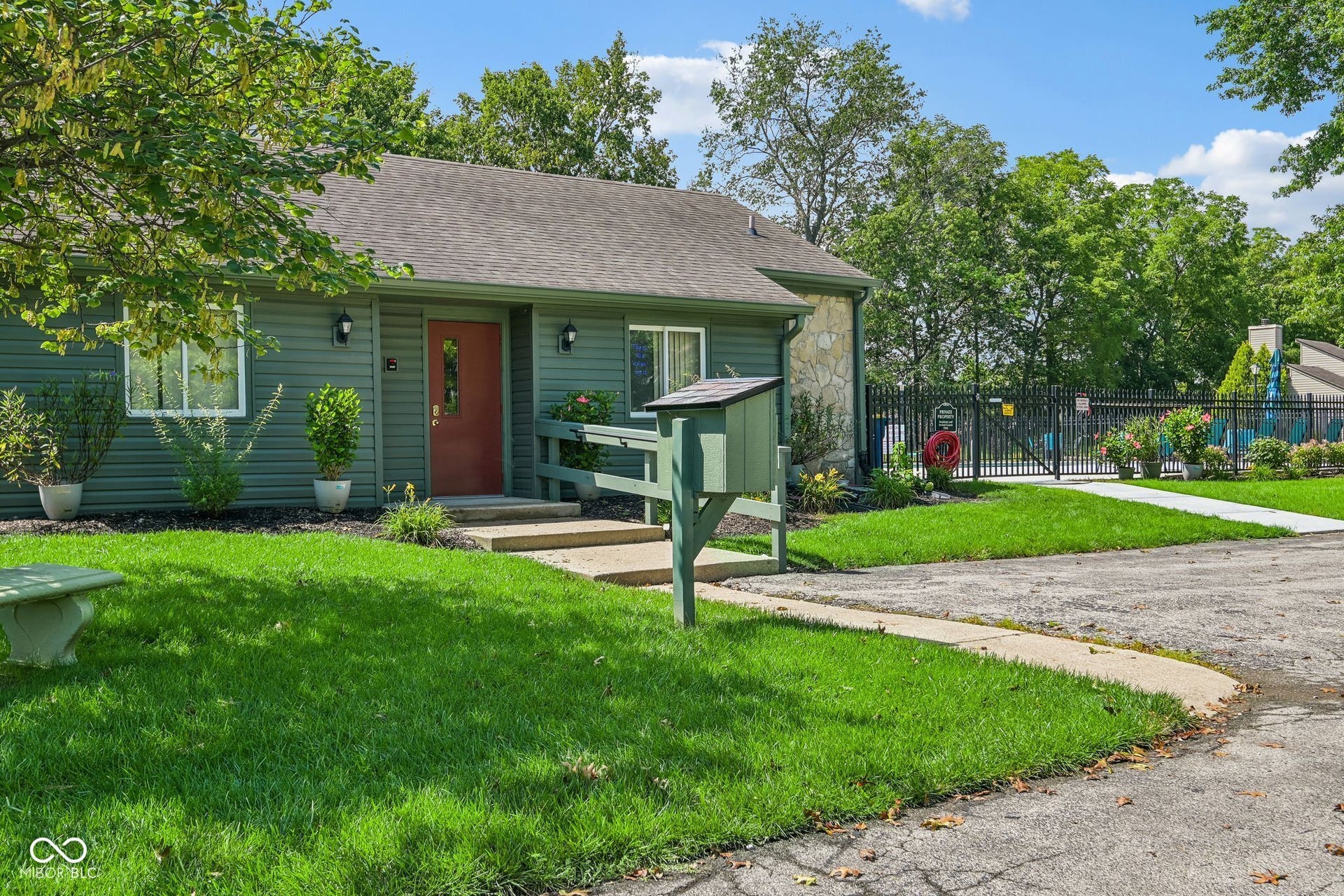 581 Conner Creek Drive, Fishers, IN 46038