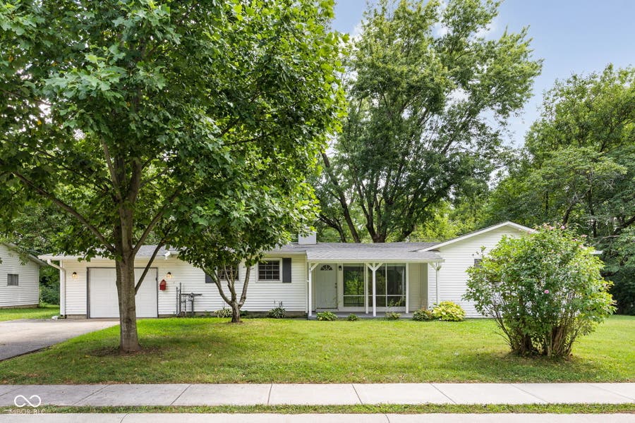 Property photo for 47 Brookside Drive, Whiteland, IN