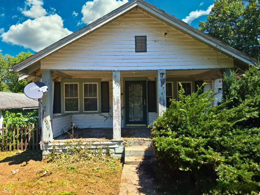 Property photo for 8 Dixie Drive, Anderson, IN