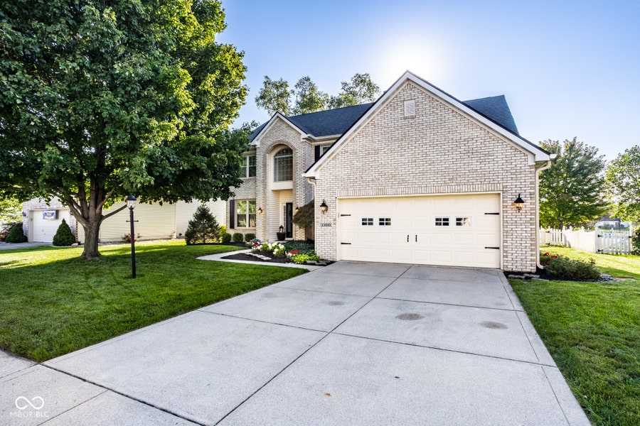 Property photo for 13699 Stone Haven Drive, Carmel, IN