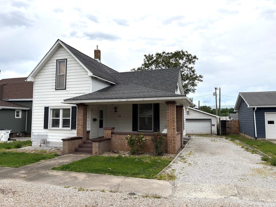 Property photo for 808 Washington Street, Clay City, IN