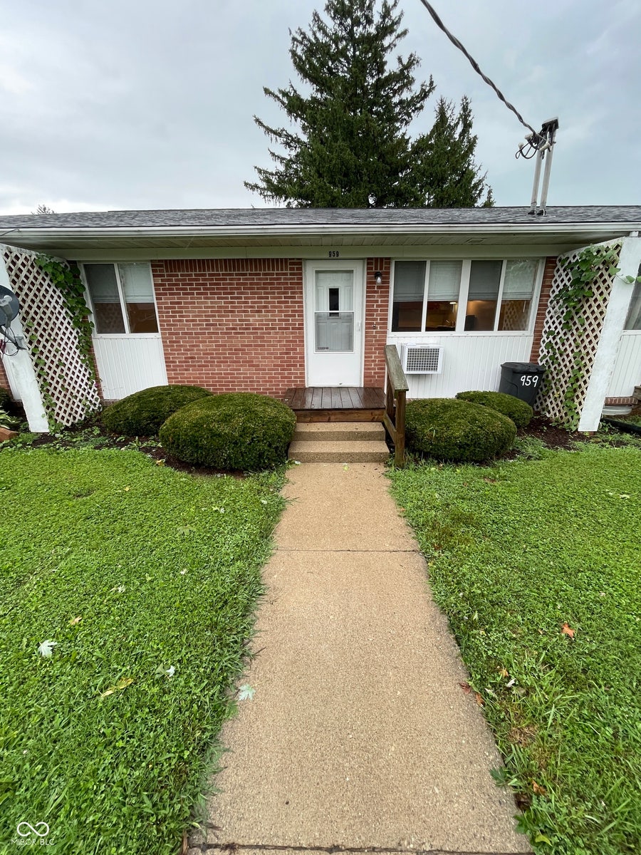 Property photo for 959 W McKay Road, Shelbyville, IN
