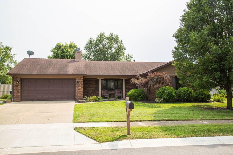 Property photo for 995 Golden Pond, Greenwood, IN