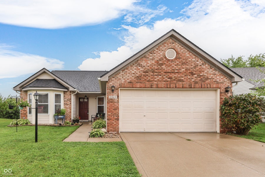 Property photo for 2369 Orchard Creek Drive, Columbus, IN