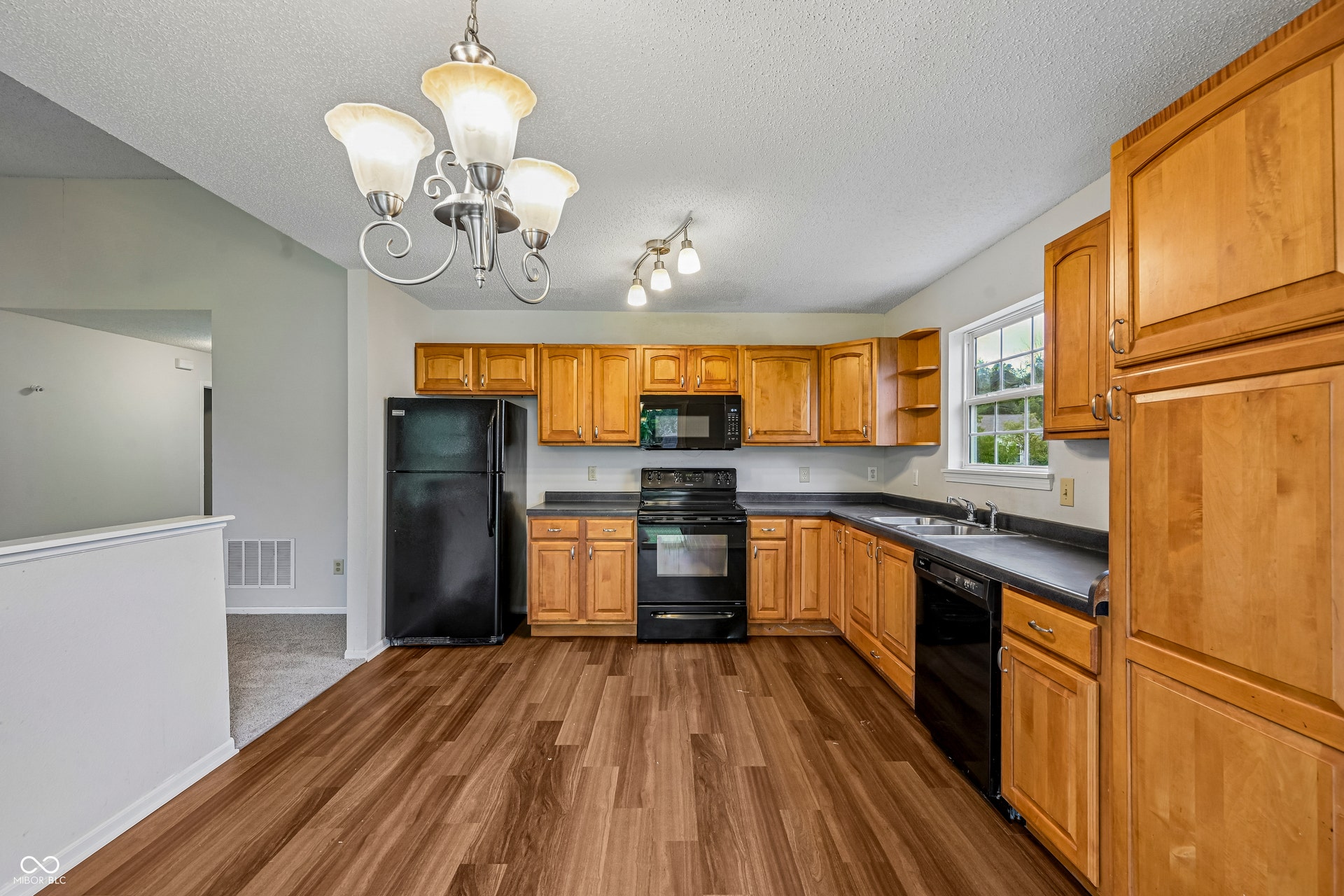 4253 Useppa Court, Westfield, IN 46062