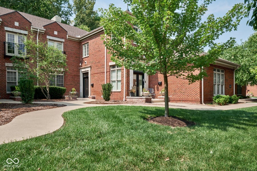 Property photo for 6470 Meridian Parkway, Indianapolis, IN