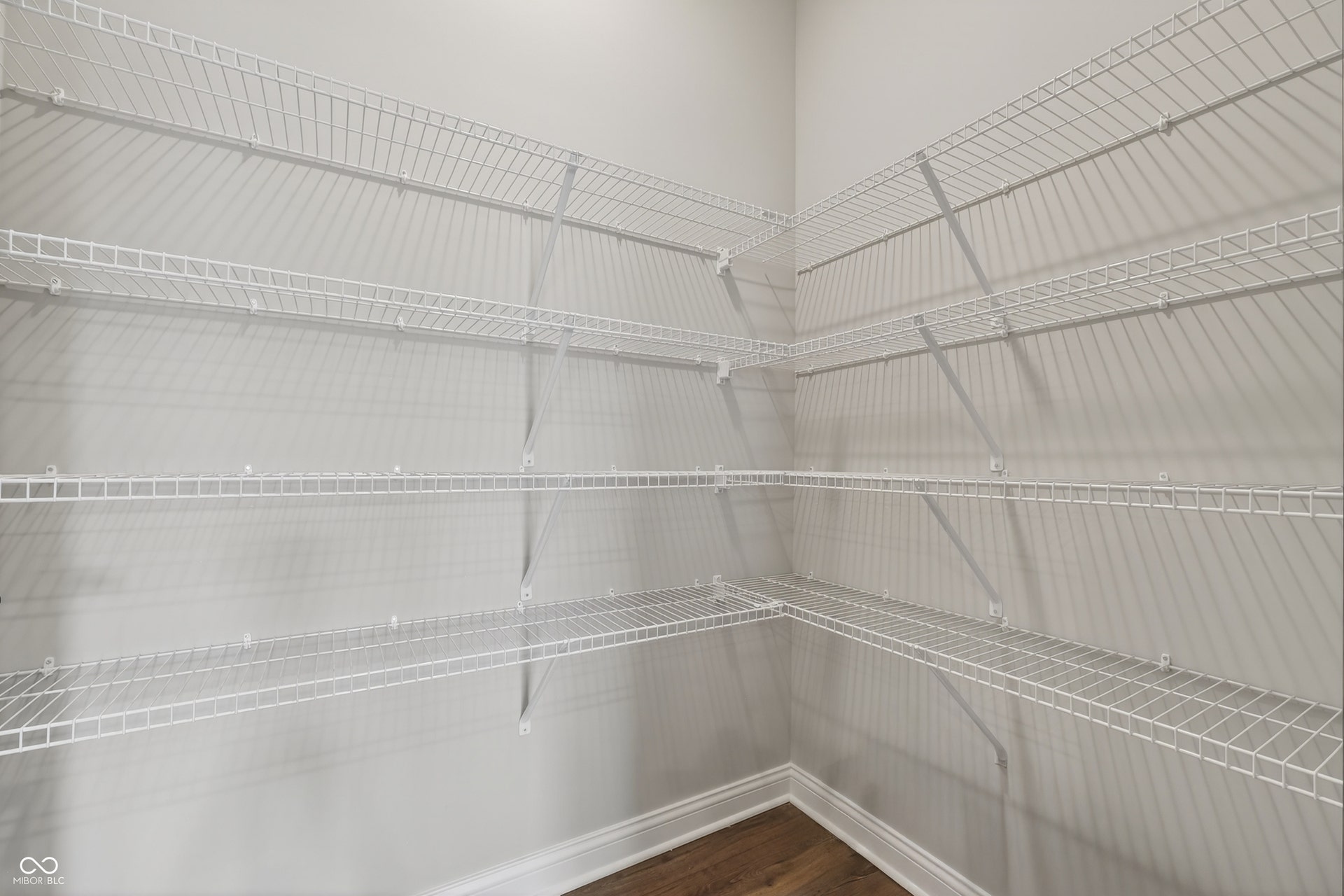 Virtually Altered - Similar Pantry