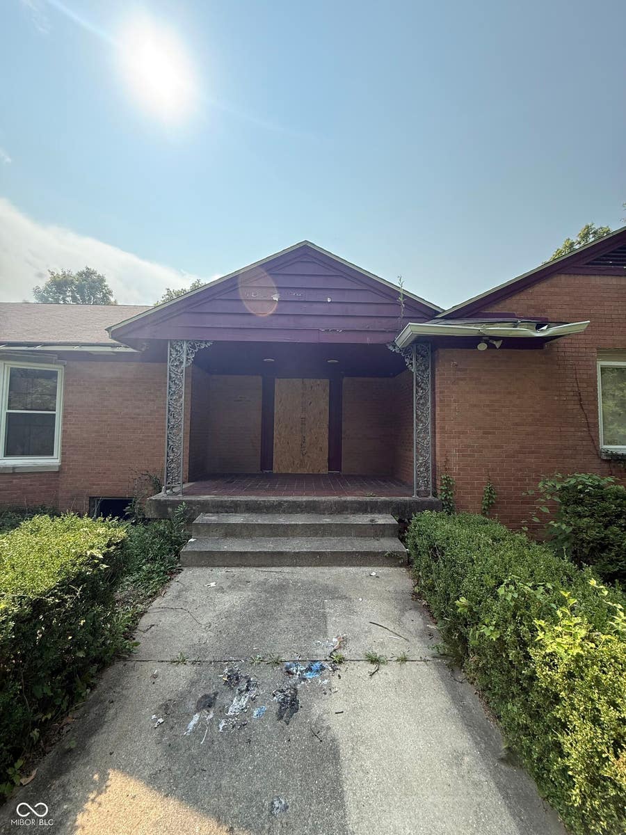 Property photo for 1910 S Arlington Avenue, Indianapolis, IN