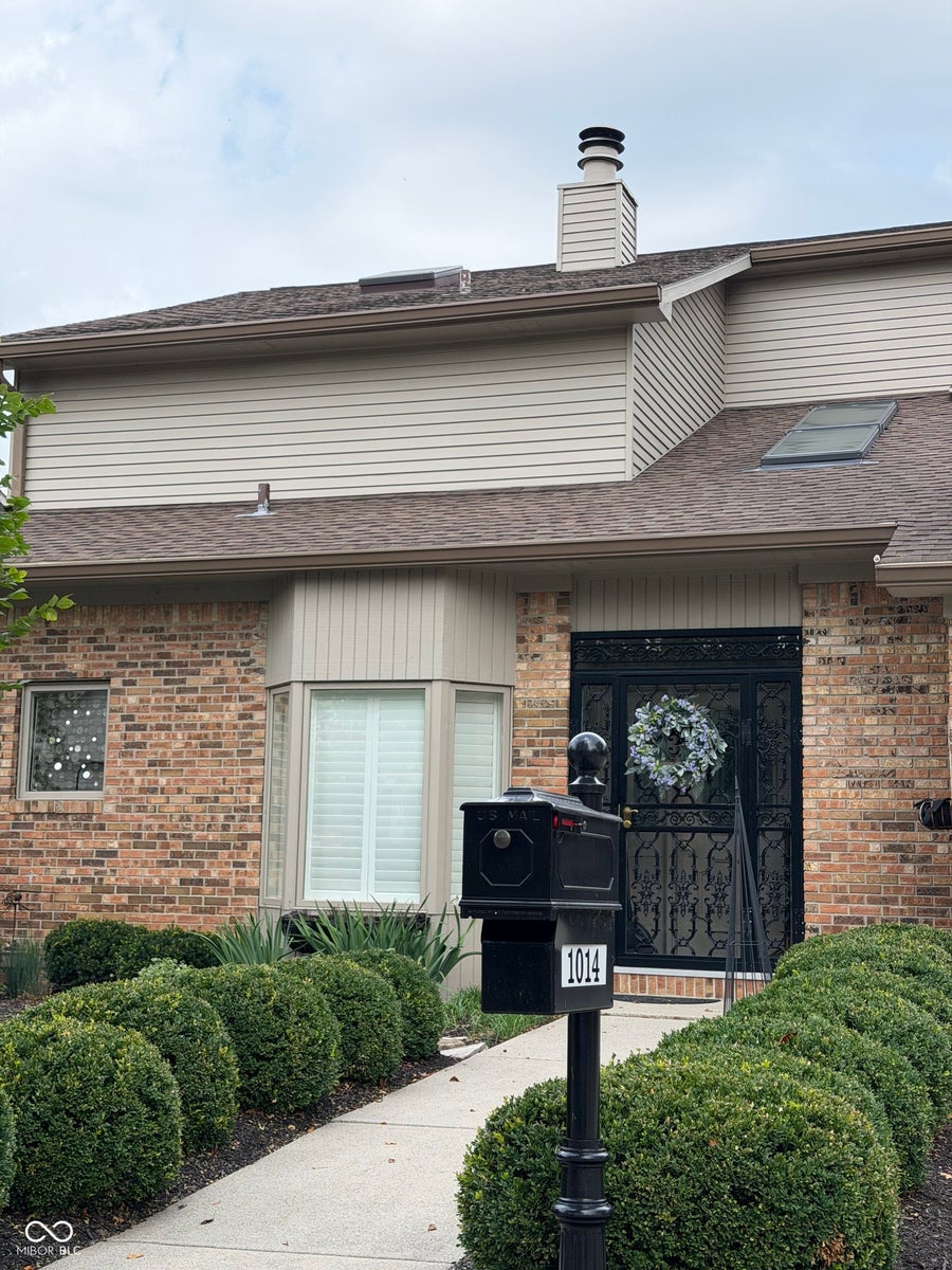 Property photo for 1014 Stratford Hall, Indianapolis, IN