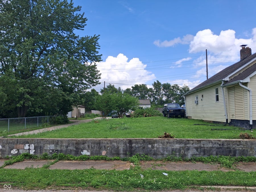 Property photo for 539 S Harris Avenue, Indianapolis, IN