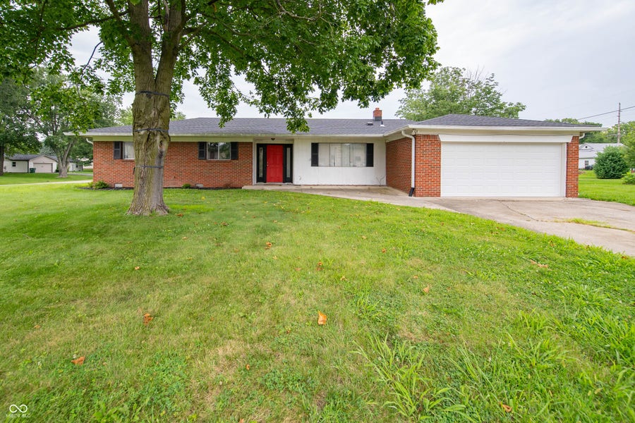 Property photo for 13907 E 117th Street, Fishers, IN