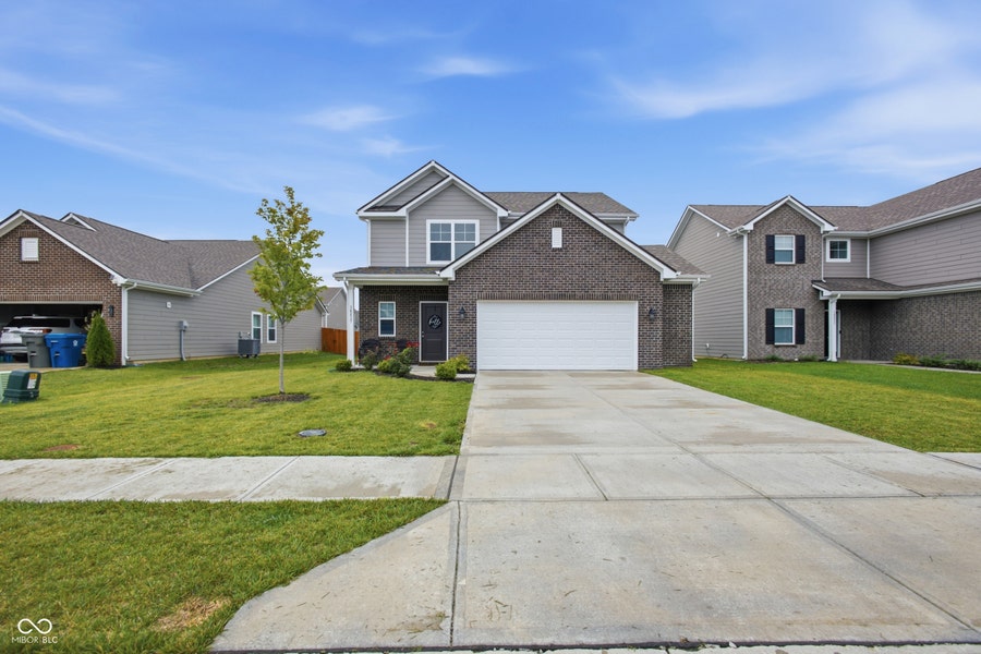 Property photo for 10837 White Fern Way, Indianapolis, IN