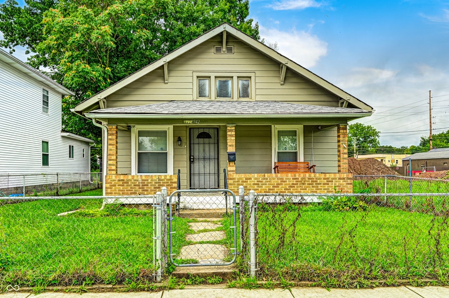 Property photo for 2942 MacPherson Avenue, Indianapolis, IN