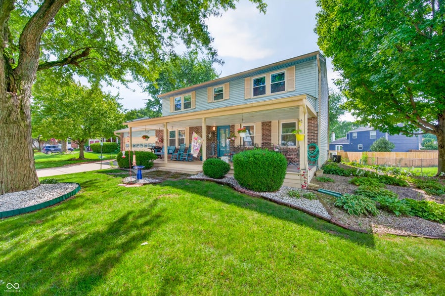 Property photo for 450 Meadow Circle, Greenwood, IN