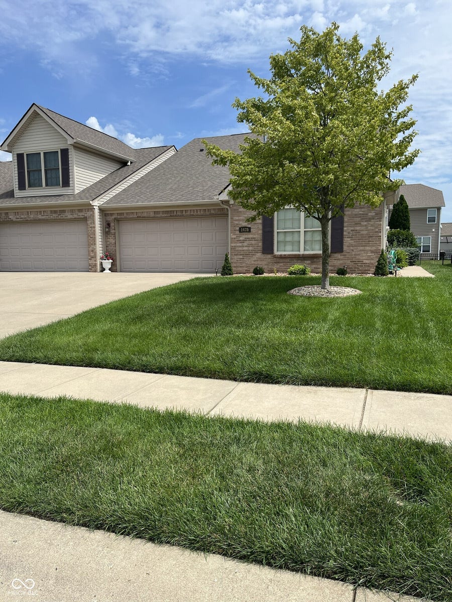 Property photo for 1435 Colony Park Drive, Greenwood, IN
