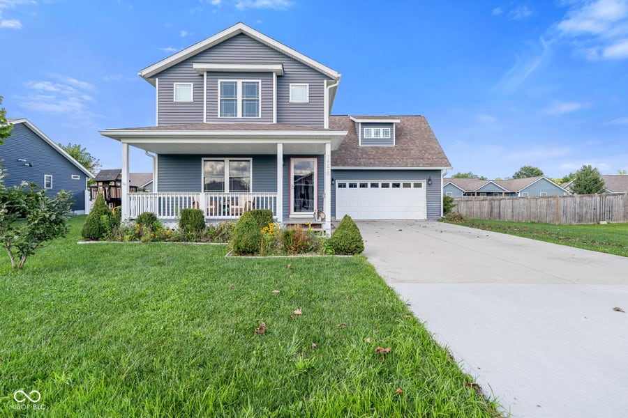 Property photo for 1558 Fox Run Court, Spencer, IN