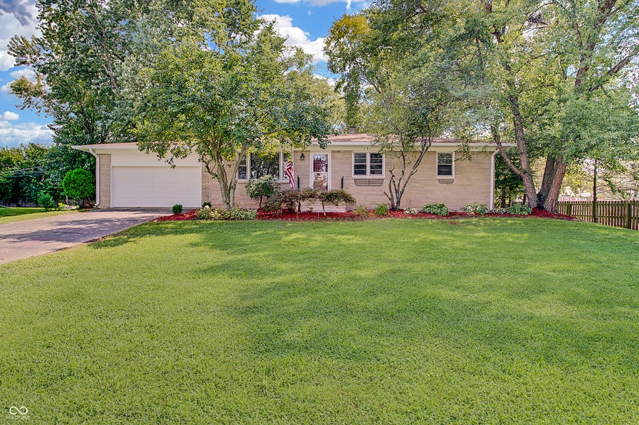 Property photo for 47 Dixie Drive, Indianapolis, IN