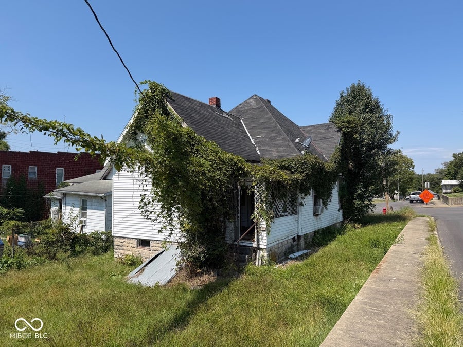 Property photo for 702 15th Street, Bedford, IN