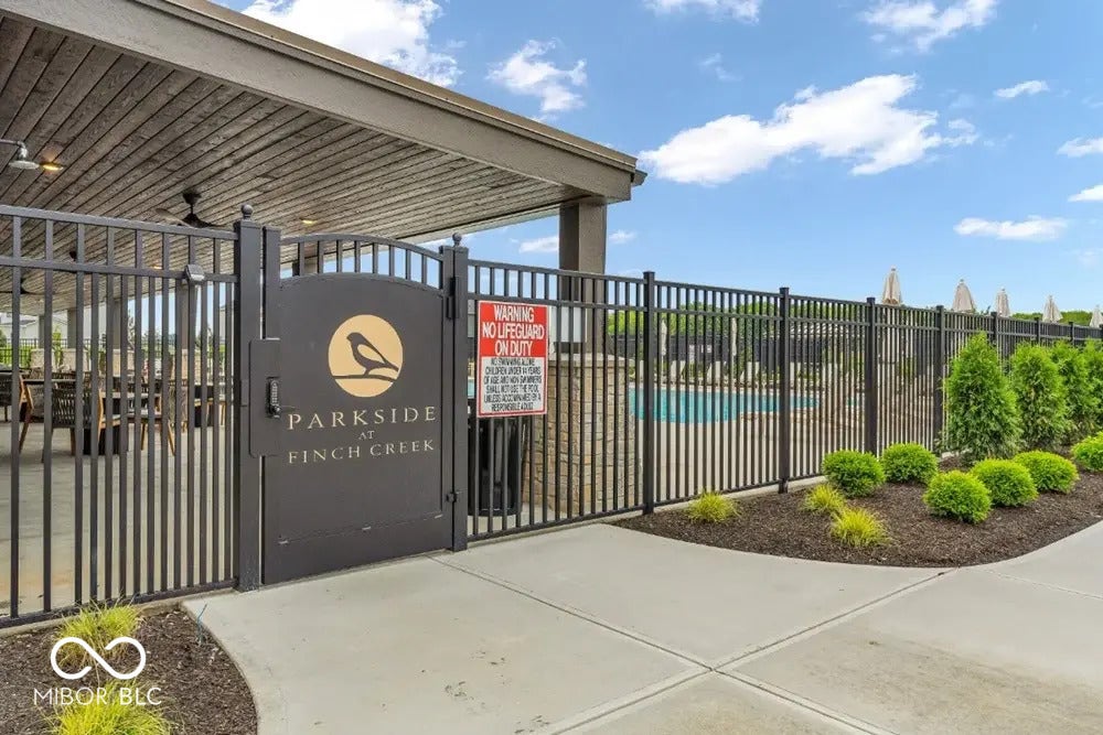 The Lakes at Finch Creek Community