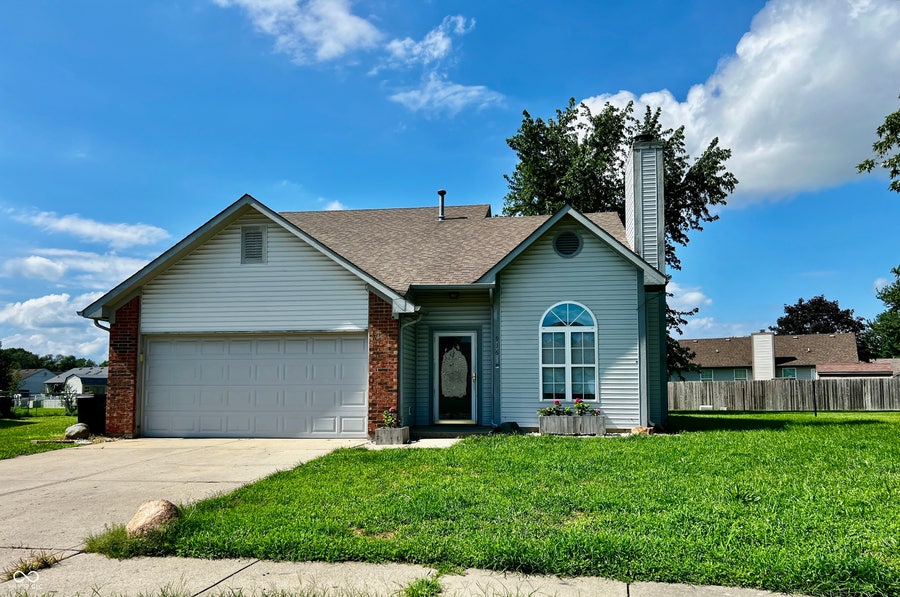 Property photo for 916 Congressional Way, Shelbyville, IN