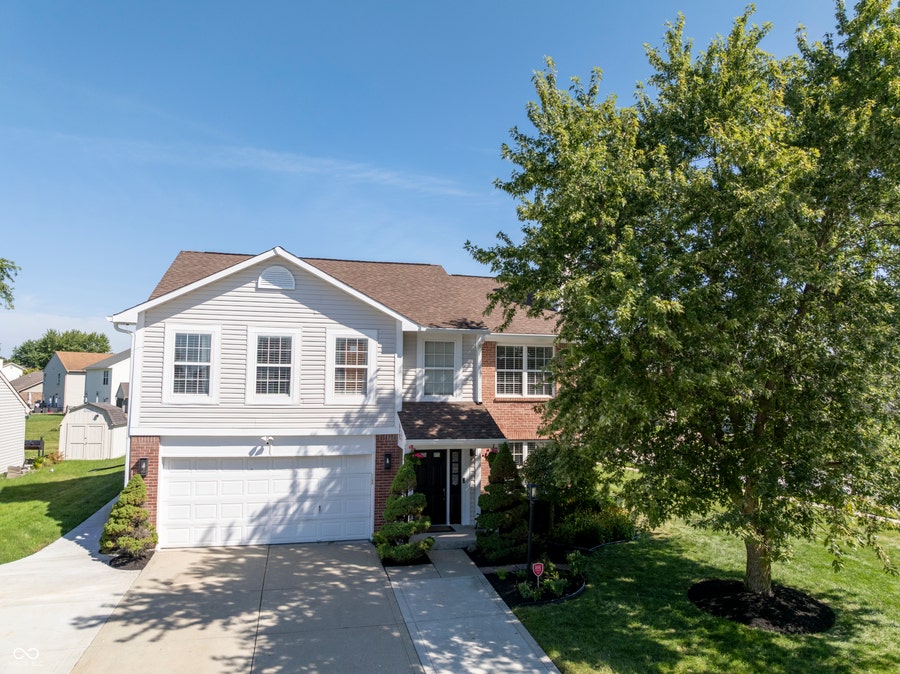 Property photo for 9736 Piper Lake Drive, Indianapolis, IN