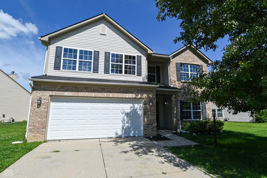 Property photo for 11628 Stoeppelwerth Drive, Indianapolis, IN