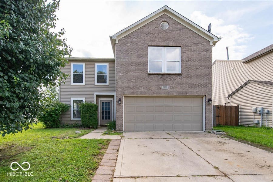 Property photo for 2122 Bridlewood Drive, Franklin, IN