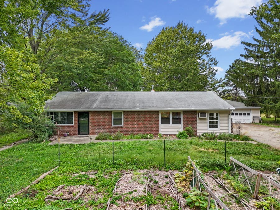 Property photo for 4646 Woodland Drive, Indianapolis, IN