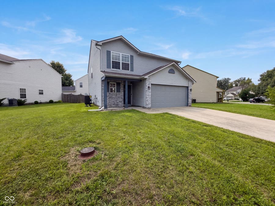 Property photo for 11307 Narrowleaf Drive, Indianapolis, IN