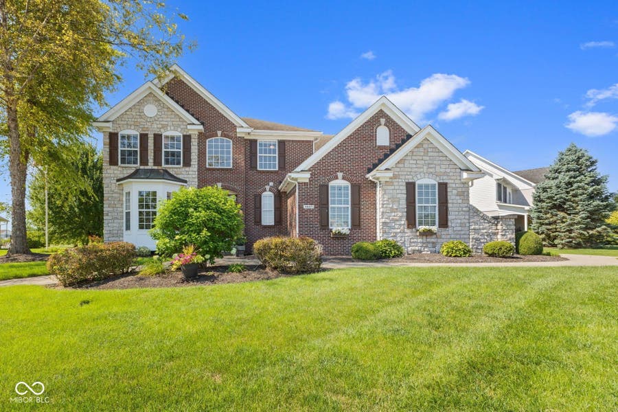 Property photo for 4637 Shadow Ridge Boulevard, Greenwood, IN