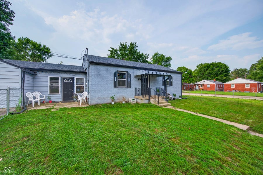 Property photo for 6043 Ivanhoe Street, Indianapolis, IN