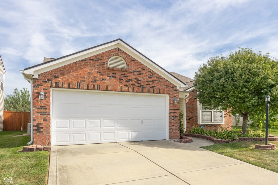Property photo for 12476 Deerview Drive, Noblesville, IN