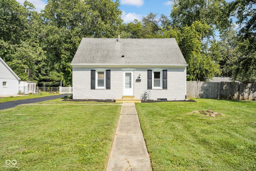 Property photo for 3415 Westenedge Drive, Columbus, IN