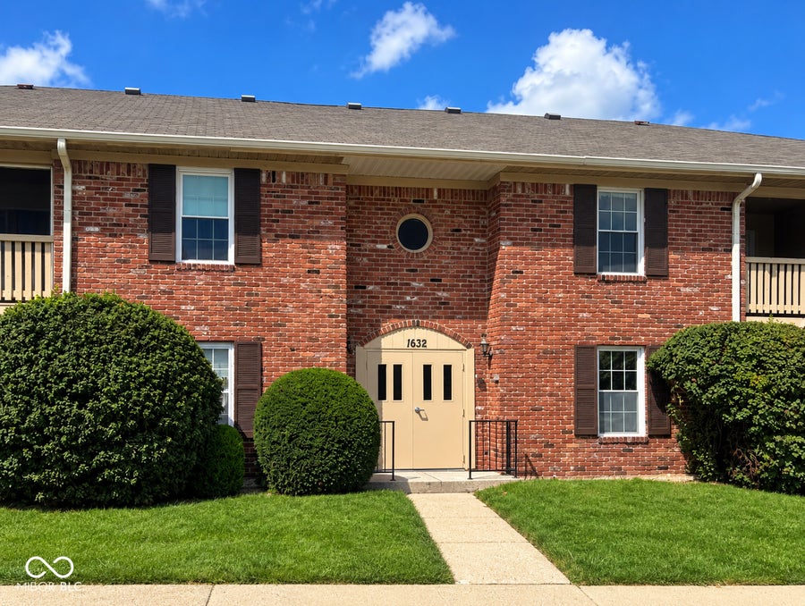 Property photo for 1632 Queensbridge Square, Indianapolis, IN